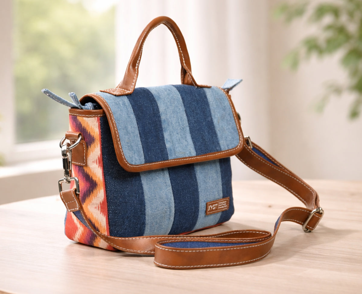 COURTNEY TRIBAL PRINT LIGHT SLING BAG