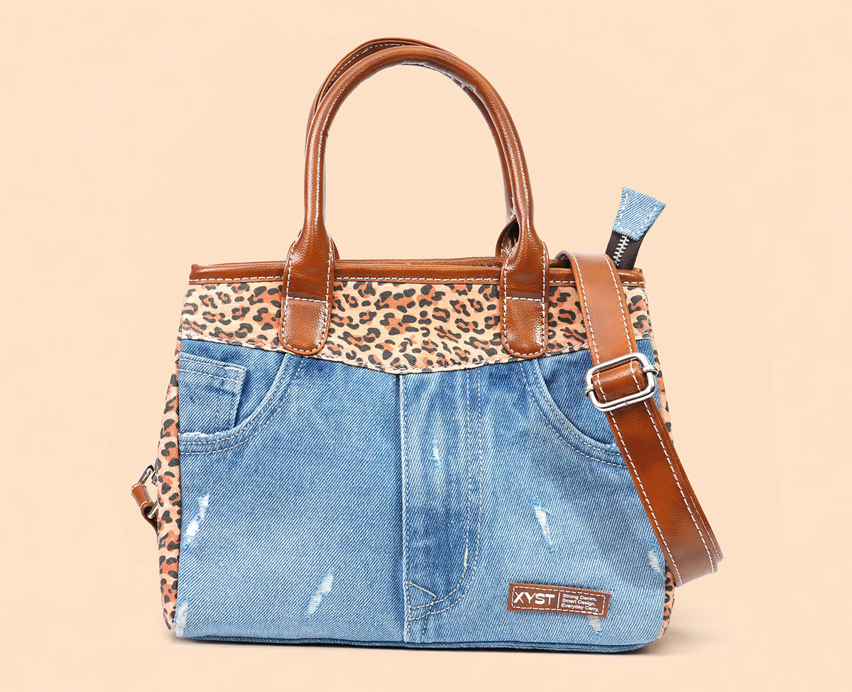 HILARY CHEETAH PRINT LIGHT SLING BAG
