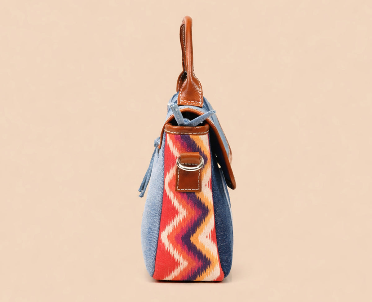 COURTNEY TRIBAL PRINT LIGHT SLING BAG